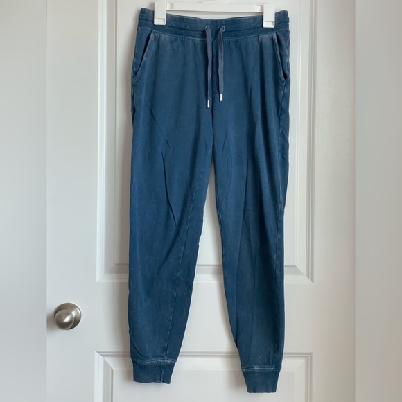 Old Navy Joggers Blue Small - Picture 1 of 4